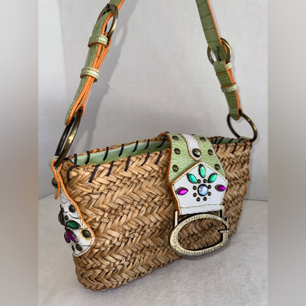 Vintage Y2K Guess Women’s Multicolor Woven Wicker Straw Bag Shoulder Purse
